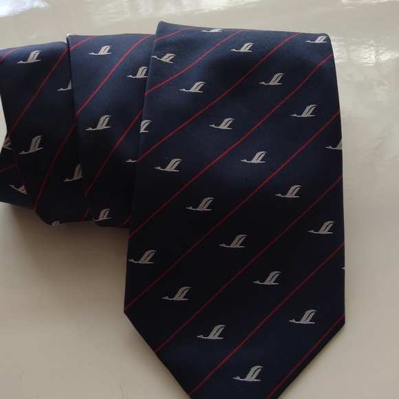 Vintage Shanghai Airlines Uniform Tie Necktie Antique Menswear Office Formalwear - Picture 3 of 8